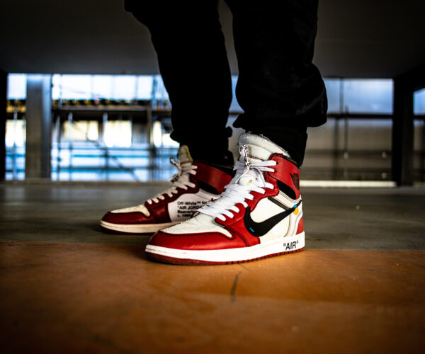 nike_air_jordan_rouge_et_blanche