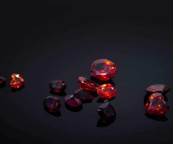 bijou en rubis femme