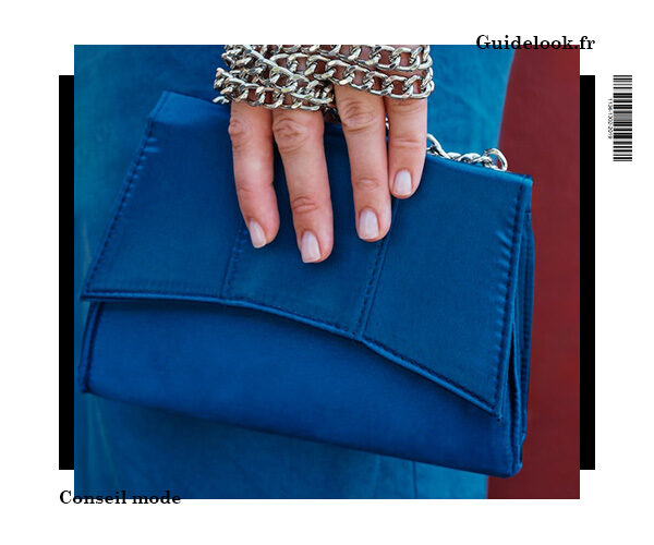 pochette bleue robe